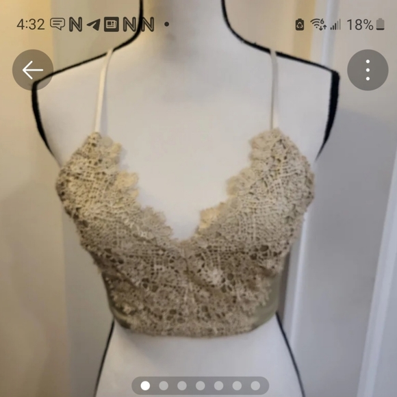 Beautiful Gold Lace Embellished Bralette by Hommag, Los Angeles size Small - Picture 7 of 7